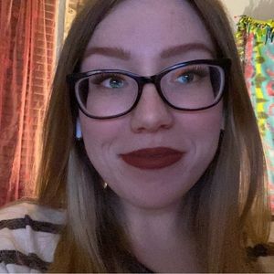 Meet your Posher, Sierra